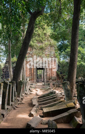 Prasat Krahom au Temple de Koh Ker, Cambodge Banque D'Images