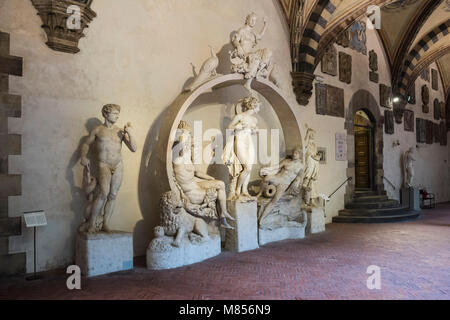 Florence. L'Italie. Fontaine de la Sala Grande, 1556-1561, par Bartolomeo Ammannati (1511-1592), Museo Nazionale del Bargello. Commandé par Cosme I Banque D'Images