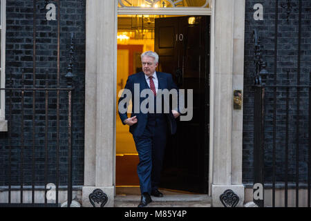 Londres, Royaume-Uni. 14 mars, 2018. Carwyn Jones, Premier Ministre du Pays de Galles, feuilles 10, Downing Street, à la suite d'une réunion avec le premier ministre Theresa May. Les questions abordées ont inclus l'article 11 de la Loi, le retrait de l'UE Swansea Bay lagon des marées, la dévolution de Air Passenger Duty et la United States' les récentes déclarations concernant l'acier. Credit : Mark Kerrison/Alamy Live News Banque D'Images