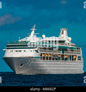 Paquebot de croisière de luxe en cours. Tour travel et des services de spa Banque D'Images