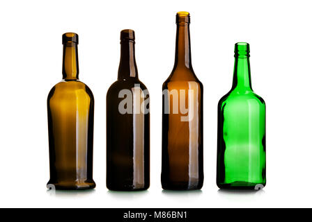 Ensemble de bouteilles de vin vide isolé sur fond blanc Banque D'Images