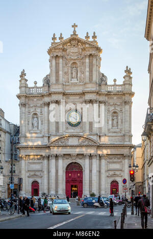 Paroisse Saint Paul Saint Louis dans le Saint-Antoinein dans le quartier du Marais à Paris, France. Le bâtiment a été construit de 1627 à 1641 par le Banque D'Images