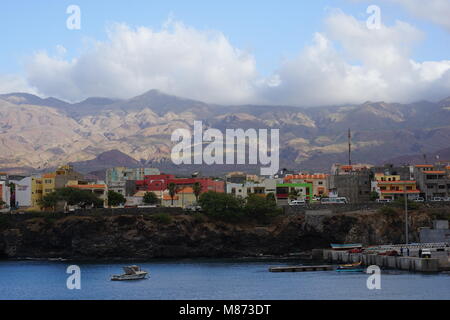 Vue de port de Porto Novo, l'île de Santo Antao, Cap Vert Banque D'Images