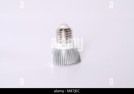 Les économies d'énergie ampoule LED isolated on white Banque D'Images