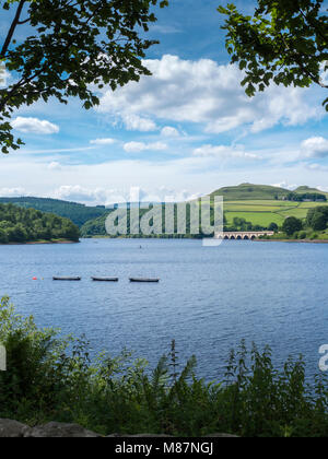 Lady Bower Vallée supérieure du réservoir d'espoir Bamford Derwent Vally Derbyshire en Angleterre Banque D'Images