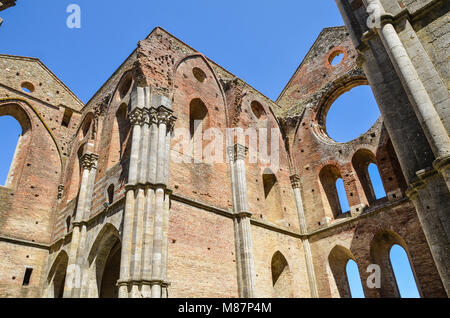 Abbaye de San Galgano, Montesiepi, Sienne, Toscane, Italie Banque D'Images