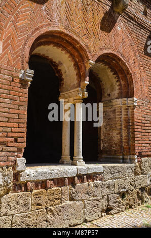 Abbaye de San Galgano, Montesiepi, Sienne, Toscane, Italie Banque D'Images