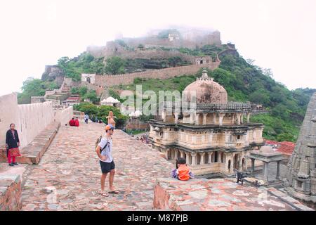 Lieu de naissance d'Mewars, Maharana Pratap roi légendaire. Fort de Kumbhalgarh, grand mur de l'Inde, saison des pluies, le Rajasthan Tourism, fort du Rajasthan , Banque D'Images