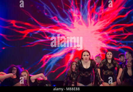 ExCel, Londres, Royaume-Uni. 16 mars 2018. L'événement ouvre la danse du 16 au 18 mars. Les arts de la maîtrise sur la scène principale. Credit : Malcolm Park/Alamy Live News. Banque D'Images