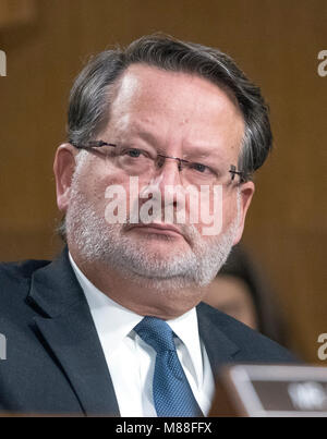 Washington, USA. 14Th Mar, 2018.           Témoigne devant le comité du Sénat américain sur le commerce, les sciences, et des transports sur "l'infrastructure dans ÄúRebuilding America : Perspectives d'administration » sur la colline du Capitole à Washington, DC le mercredi 14 mars, 2018. Credit : Ron Sachs/CNP - AUCUN FIL SERVICE - Credit : Ron Sachs/consolidé/dpa/Alamy Live News Banque D'Images