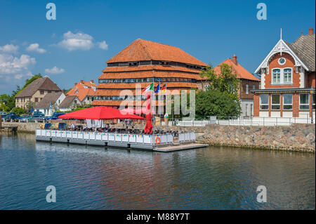 Grenier à l'intérieur des terres, l'eau Neustaedter Neustadt in Holstein, mer Baltique, Schleswig-Holstein, Allemagne, Europe Banque D'Images