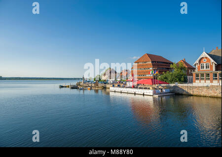 Grenier à l'intérieur des terres, l'eau Neustaedter Neustadt in Holstein, mer Baltique, Schleswig-Holstein, Allemagne, Europe Banque D'Images