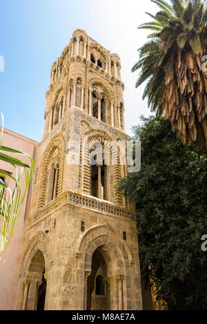 Du Beffroi de l'église de tuf de martorana. Palerme, Sicile. Italie Banque D'Images