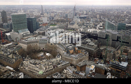 La ville de Londres, vu de l'bar Vertigo au sommet de la tour 42, Londres. Banque D'Images