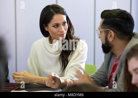 Megan Markle et le Prince Harry a visité Millennium Point à Birmingham lors de la Journée internationale des femmes. Meghan Markle de parler. Banque D'Images