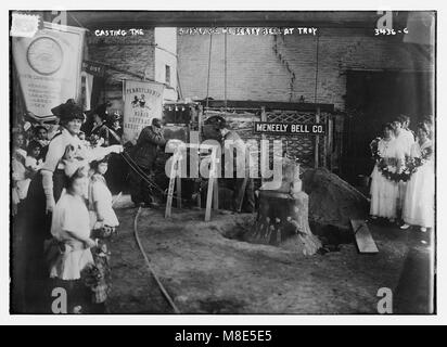 Casting le suffrage 'Liberty Bell' à Troie RCAC2014698748 Banque D'Images