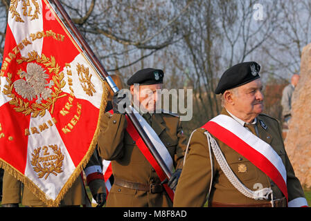 3e Mémoire Kielce lors de célébration Mars 76e anniversaire de massacre de Katyn (le massacre de 1940 officiers polonais, policiers et civils) Banque D'Images