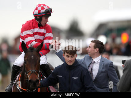 Bois de charme monté par jockey Jack Kennedy après avoir remporté l'hiver Fred Boodles Handicap pour mineurs au cours de l'obstacle de la journée chers Cheltenham Festival 2018 à l'Hippodrome de Cheltenham. Banque D'Images