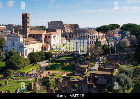 La Rome ancienne ville avec le Forum Romain. Rome. Le Latium. L'Italie. Banque D'Images