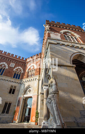 Château du xixe siècle à Gênes, Italie, elle appartenait à la mer le capitaine Enrico Alberto d'Albertis. Banque D'Images