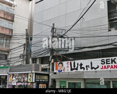 Réseau complexe de câblage routière à Bangkok, Thaïlande Banque D'Images