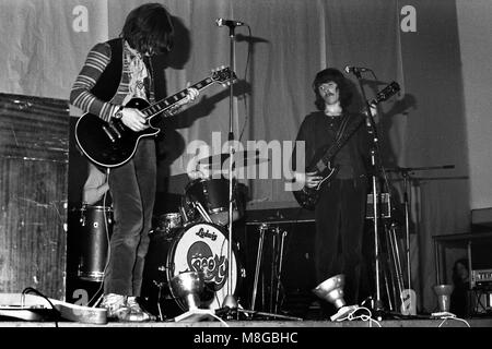 Le groupe de rock progressif britannique Spooky Tooth effectuer dans les chambres à l'Université de Bristol Anson's Students' Union le samedi 1 mars 1969 dans le cadre de cette année, le RAG des événements. Banque D'Images