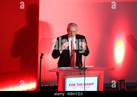 Leader du travail à l'Jeremy Corbyn Bâtiment Herschel à l'Université de Newcastle. Banque D'Images