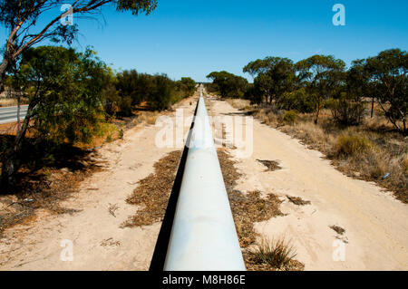 Goldfields Water Pipeline - Australie Banque D'Images