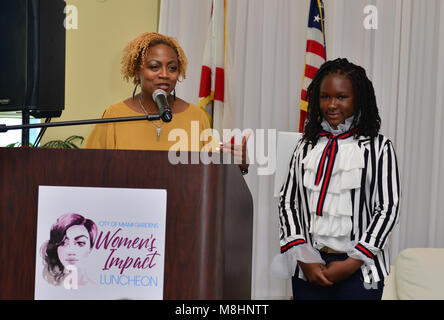 Miami, FL, USA. 16 Mar, 2018. assiste à la 13e édition de Jazz dans les jardins de l'impact des femmes Déjeuner au Centre Kovens CRF au nord de Miami le 16 mars 2018 à Miami, en Floride. Credit : Mpi10/media/Alamy Punch Live News Banque D'Images