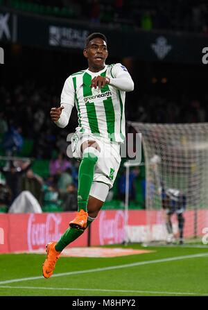 Sevilla, Espagne-17 mars : Junior du Real Betis célèbre 1-0 lors du match entre Santander Liga Real Betis v RCD. Espanyol au stade Benito Villamarin sur Match 17th, 2018 à Séville en Espagne (photo de Cristobal Duenas Cordon Press Banque D'Images