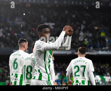 Sevilla, Espagne-17 mars : Junior du Real Betis célèbre 1-0 lors du match entre Santander Liga Real Betis v RCD. Espanyol au stade Benito Villamarin sur Match 17th, 2018 à Séville en Espagne (photo de Cristobal Duenas Cordon Press Banque D'Images