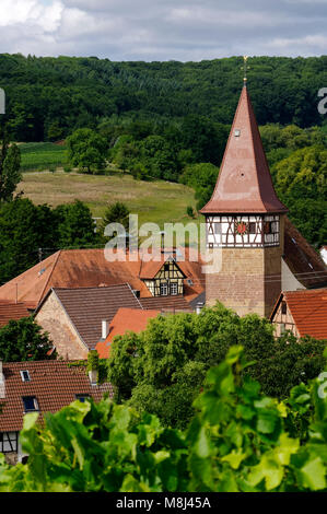 Village viticole Haberschlacht, près de Brackenheim: Vue avec Jakobuskirche, Heilbronn District, Bade-Wurtemberg, Allemagne Banque D'Images