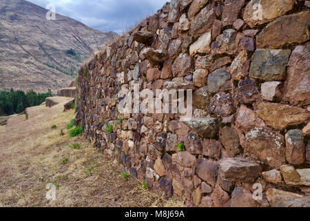 Terrasses près de Pisac, Vallée Sacrée, Pérou Banque D'Images