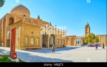 ISFAHAN, IRAN - octobre 20,2017 : La brique Cathédrale de Saint Sauveur est la principale église de monastère médiéval de Julfa, quartier arménien sur Octobe Banque D'Images