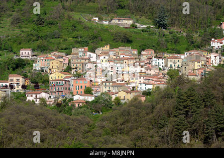 Le petit village de Biassa, dans le Parc National des Cinque Terre, Italie Banque D'Images