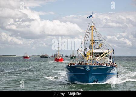 Les bateaux de pêche au cours de l'inspection de la flotte sur l'Oosterschelde. Au cours de la journée de la moule en Zadar, un événement annuel en Zélande Banque D'Images