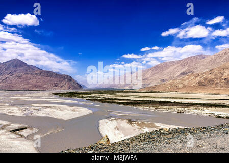 L'entrée de la vallée de Nubra, Inde. Est un tri-Nubra valley armé situé au nord-est du Ladakh valley Banque D'Images