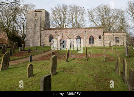 L'église paroissiale de St Cuthbert, Burton Fleming, Driffield, East Riding of Yorkshire, Yorkshire, Angleterre, Royaume-Uni. Banque D'Images