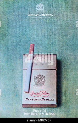 1960 Publicité Publicité Benson & Hedges Special filter cigarettes. Banque D'Images