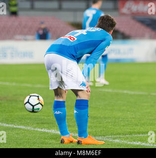 Naples, Campanie, Italie. 18 Mar, 2018. Dries Mertens de SSC Napoli en action au cours de la série d'un match de football entre SSC Napoli et Gênes SÉC à stade San Paolo.Score final : Crédit Vicinanza Ernesto/SOPA Images/ZUMA/Alamy Fil Live News Banque D'Images