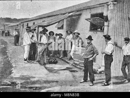 Brasserie allemande dans le camp de prisonniers Prisonniers Boers au Sri Lanka Diyatalawa ancien Ceylan après la guerre des Boers, Photo de l'hebdomadaire français journal l'illustration, 17 Novembre 1900 Banque D'Images