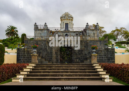 Mausolée en le Jardines del Marquesado de la Quinta Roja ou Jardin parc Victoria, La Orotava, Tenerife, Canaries, Espagne Banque D'Images