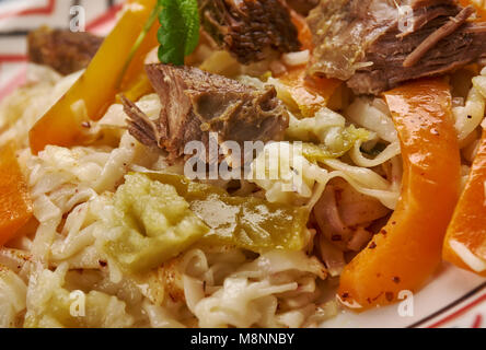 Ugra palov - pilaf nouilles , une cuisine ouzbèke close up Banque D'Images