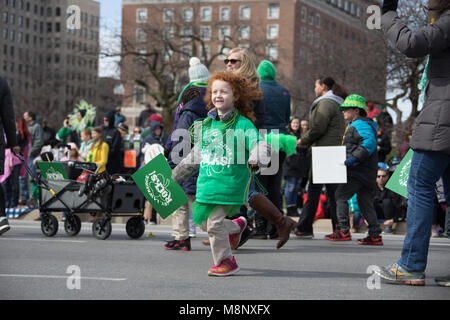 Indianapolis, Indiana, USA - Le 16 mars 2018, défilé de la Saint-Patrick est une fête religieuse et culturelle de l'Irlande en l'honneur de Saint Patr Banque D'Images