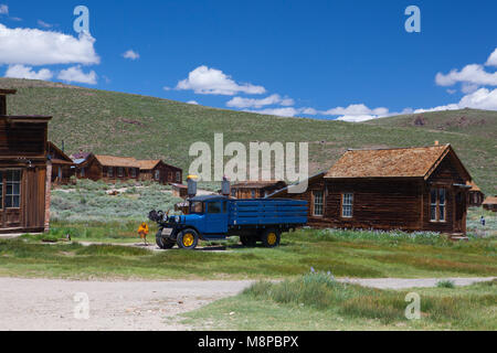 Bodie, CA, USA - 15 juillet 2011 : anciens bâtiments de Bodie, une ville fantôme d'origine de la fin des années 1800. Bodie est une ville fantôme dans les collines à l'est de t Bodie Banque D'Images