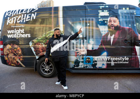 Toronto, Can. Mar 19, 2018. DJ Khaled décrites comme des Observateurs de Poids et DJ Khaled Khaled actuelle Cuisine du Tour au Roundhouse Park à Toronto, Canada le 19 mars 2018. Credit : Lu Chau/Photagonist Punch/media/Alamy Live News Banque D'Images