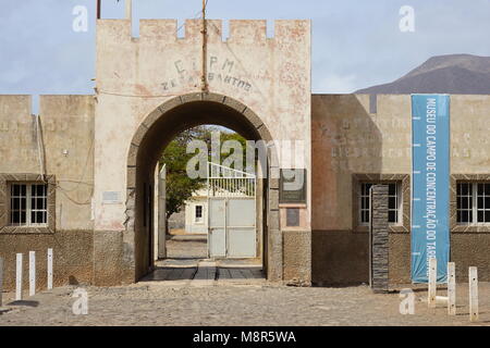 Entrée de la prison de Tarrafal, Museu do Tarrafal, Camp de Tarrafal, Tarrafal, l'île de Santiago, Cap-Vert Banque D'Images