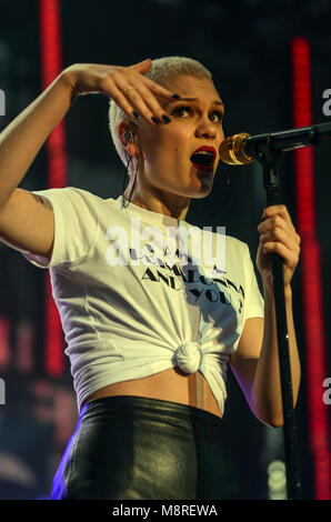 Jessie J'effectuer à un festival au Royaume-Uni à l'été 2013 Banque D'Images