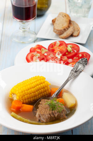 Salade de tomates avec cassolette chilien Banque D'Images