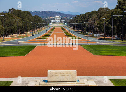 ANZAC Parade vu de l'Australian War Memorial, Canberra, Australie Banque D'Images